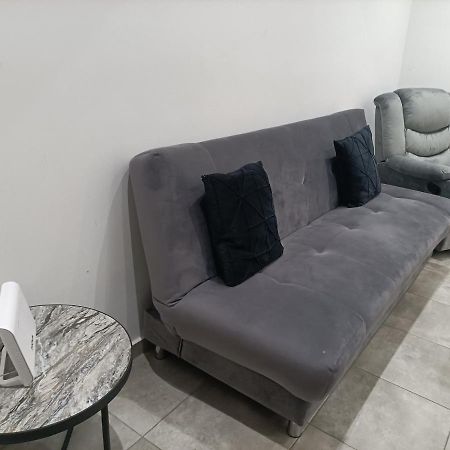 Travelers Tranquil & Chillout Apt Apartment เอเธนส์ ภายนอก รูปภาพ