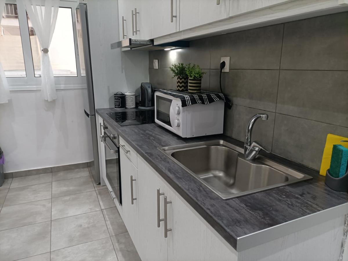 Travelers Tranquil & Chillout Apt Apartment เอเธนส์ ภายนอก รูปภาพ