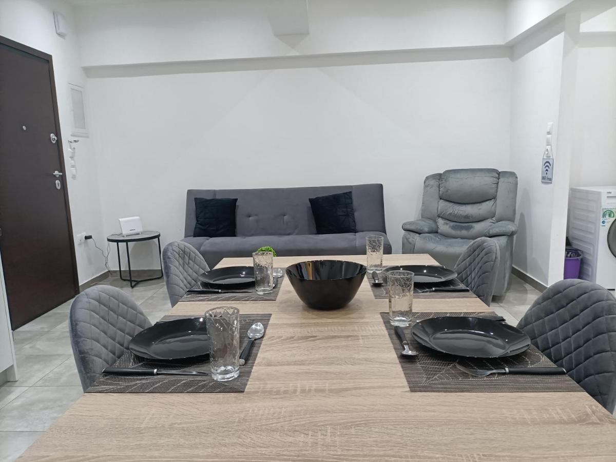 Travelers Tranquil & Chillout Apt Apartment เอเธนส์ ภายนอก รูปภาพ