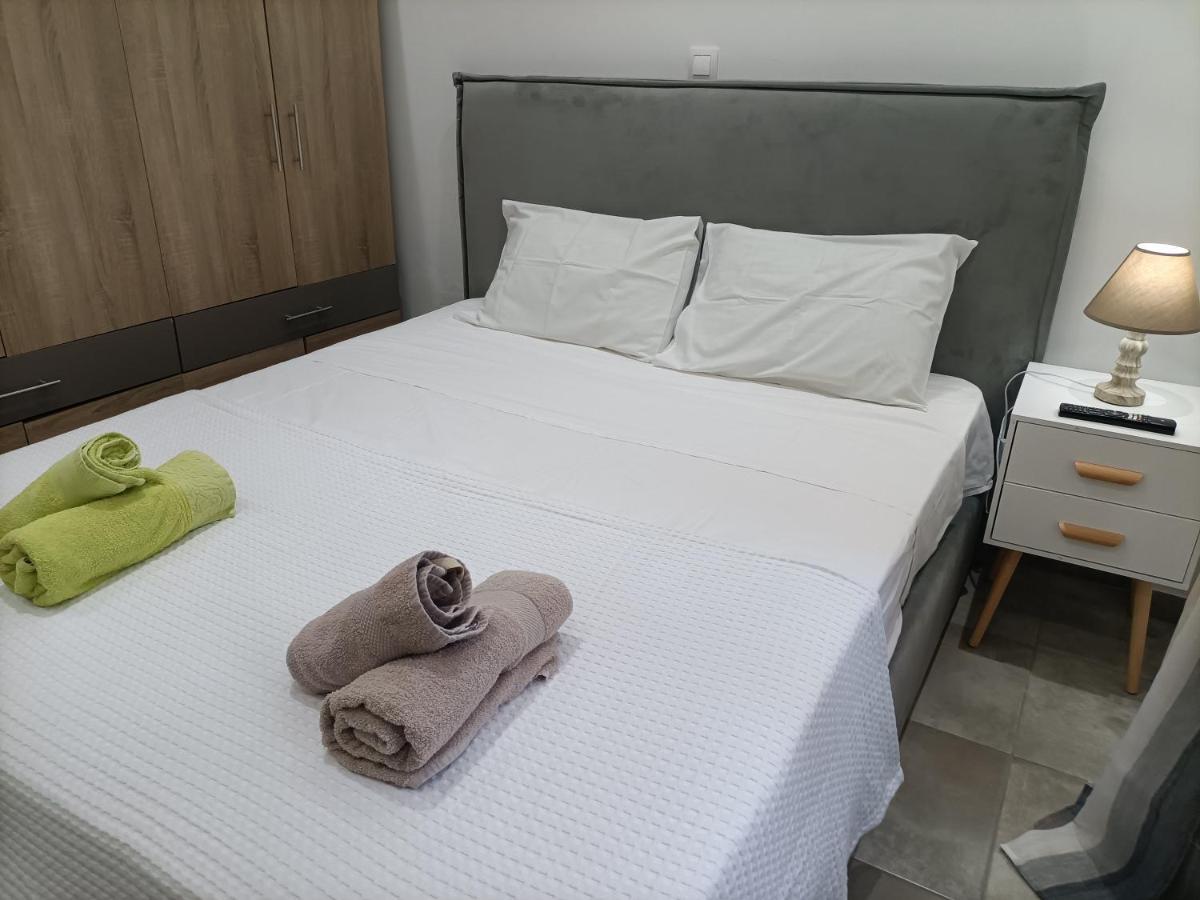 Travelers Tranquil & Chillout Apt Apartment เอเธนส์ ภายนอก รูปภาพ